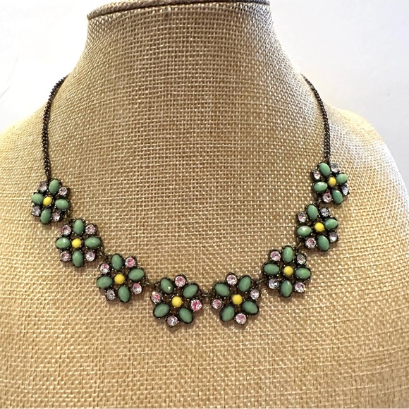 Jade & Jasper Statement Necklace- antique gold w/ flowers green, yellow & clear - Picture 3 of 12